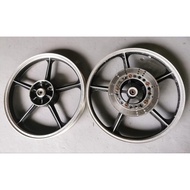 rim kh100 original dari europe complete kecuali speedo