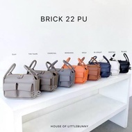 ♞,♘The house of little bunny brick pu bag mall pull out leather shoulder and sling bag (no box)