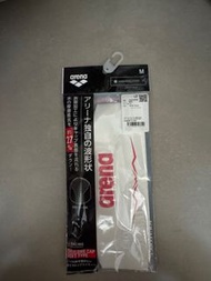 Arena泳帽M size