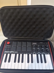 AKAI MPK mini Professional MIDI Controller with Case