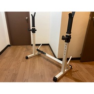 adjustable gym squat rack
