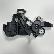 JB3B431F94AD Suitable for Ford Ranger18-24 Trunk lock JB3B-431F94-AD4.6