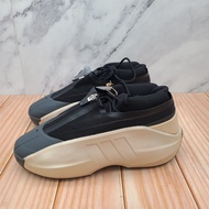 รองเท้าบาสเก็ตบอล Adidas Crazy III Infinity สำหรับผู้ชายและผู้หญิง สีดำและทองแดง ทรงพื้นแบน วัสดุ EV