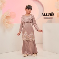 ADEL Allure Kids Baju Kurung Moden Budak Premium Satin Airflow Lace Koleksi Raya 2024