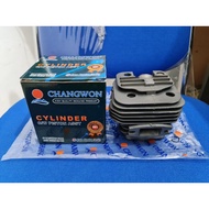 Turbo Cylinder Block Chainsaw Sinso 5800 Grip