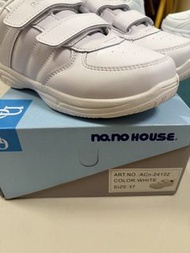 No.no HOUSE 白色魔術貼 運動鞋 白波鞋 學生 nono house