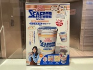 現貨 NISSIN 日清食品 x 寶島社 50th Anniversary 五十周年 誕生紀念 Cup Noodle 合味道 杯麵 杯面 日本雜誌附錄 貓耳朵設計 貓貓圖案 銀色蓋子 可手挽 手挽袋 