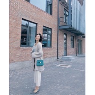 Bvlga** Bag Calf Leather Series Hardware Upgrade Version Malachite Snake Head Emerald Size：20*14.5*5