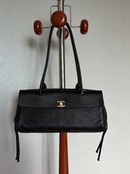 水桶包 LV 手提包 二手手袋 LV腰包 阿瑪尼Armani 寶格麗BVLGARI 巴黎世家Balenciaga 普拉達PRADA、銀包、包包、中古、 二手手袋、菲拉格慕Ferragamo、單肩包、斜