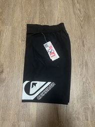 Quiksilver Black Kids Board Shorts Size 6/M 童裝沙灘褲