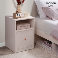 SB Design Square MAISON CO. ตู้ข้างเตียง ขนาด 40 ซม. รุ่น Lacuna สีครีม (40x40x60 ซม)