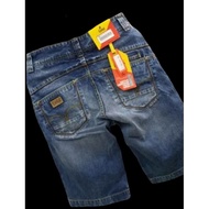 Premium distro men's short jeans, latest premium distro short jeans, latest premium men's lois short