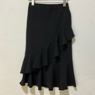 GU Skirt M Waist 28 (Before Stretching) Stretch Up To 30 Inches) Hips 34 Length 28 Inches