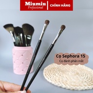 Sephora 15 Brush Is Used To Spread Soft Bristles For Professional makeup