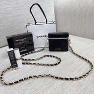 Chanel beauty 2025新款限量唇膏袋 x 水凝亮澤護唇膏 #758