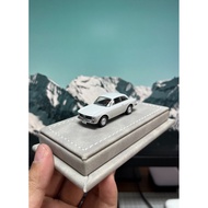 Tlv 154a Japanese Version ALFA ROMEO GT1300 Junior White Alpha ROMEO gt1300 junior White Appearance 