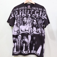 เสื้อวง Red Hot Chili Peppers ลายโอเวอร์ปริ้น สไตล์วินเทจ สกรีนทั้งตัว ผ้านอก เสื้อOVP เสื้อโอเวอร์ไ