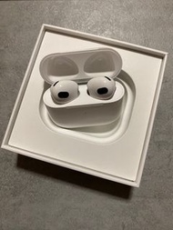 Apple Airpods 3 (with MagSafe charging case)