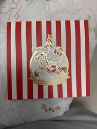 Hello Kitty Go Around 郵票連紀念幣