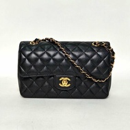CHANEL CF口蓋包小號23黑色荔枝牛皮29開金扣菱格紋肩背包