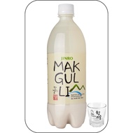 Jinro Makgeolli - Korean Rice Wine - 6% abv (01 x 750ml Bottle) FREE 01 Shot Glass - BBD 29 Nov 2024