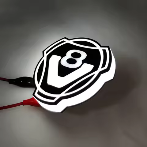 1x V8 Logo 24v Fit For Scania Truck Custom Front Grill Grille Emblem Badge With White 24V LED Light