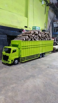 Miniatur truk tronton hino 500 fariasi lampu Leed kelap kelip