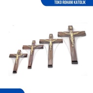 CATHOLIC WALL CROSS BRASS CORPUS CATHOLIC HANGING CROSS/