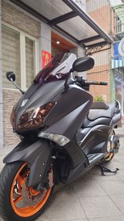 2014年 Yamaha Tmax 530 公司車 以保養完畢 大燈無霧化 可車換車 可辦理貸款 另有 AK550 TL500 GTS300 C650GT C600 漢堡650