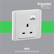 Schneider Electric Neo 13A Socket Switch - E3015D_Ewww