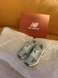 7-11 2010 New Balance X-Racer 灰色運動鞋