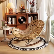 Kerusi goyang, kerusi malas, kerusi rotan balkoni santai, kerusi sofa, sofa malas ruang tamu rumah, 