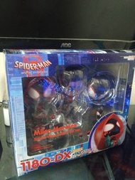 [SF包郵] 現貨  全新 日版  黏土人 1180-dx 邁爾斯·摩拉斯 新宇宙版 DX Ver. 1180 miles morales pvc  Nendoroid figure goodsmil