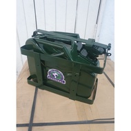 Generic German Metal Jerry Can 10 Litres With Mounting Bracket Fuel Water Tank Gasoline Petrol