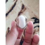 Yemeni abyadh terompah agate ring/ Yemeni abyadh agate ring Genuine natural Yemeni abyadh agate ring