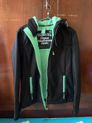 Superdry 極度乾燥女款秋冬輕量型黑色綠色連帽外套
