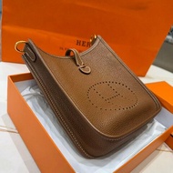 *SHIHNA名牌精品* Hermes mini evelyne 金棕色 金扣 Z刻