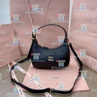 miumiu 秀款hobo包包6 手袋 銀包 斜孭袋 背囊 禮物 情人節 送禮