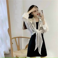 Cool and smooth chiffon shirt, just arrived in 2 colors as shown in the picture, form for girls unde