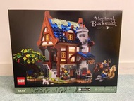 全新套裝NEW LEGO Medieval Blacksmith 21325