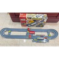 Tomica circuit Takara Tomy Racing Track