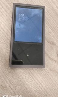 Iriver E200 4G 正常可以用,電池良好。也可以插SD卡播放器