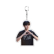 pc cm Zhou Yiran Yiran Zhou winter night Acrylic keychain 罗马假日衣橱0326jb8sqXp9