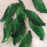 Acrylic Leaf Beads