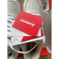 Authentic Badminton Shoes Size 37 Length 23 Cm Wide Feet Cannot Be Worn. We Recommend Normal Feet.