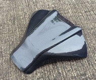 กันรอยถังครอบถัง YAMAHA R15 ปี 2022 YAMAHA R15M ชิ้นงาน ABS หุ้มฟิล์มลอยน้ำเคฟล่า