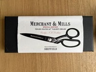 英國購 Merchant & Mills 10" 鐵氟龍黑色布 #25春天市集 剪 (特別版) 英國純手工製造 稀有