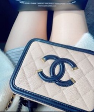 CHANEL Vanity Case 相機包