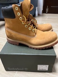 Timberland 泥黃色6吋防水靴