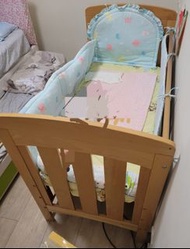 BB 床連床褥床圍